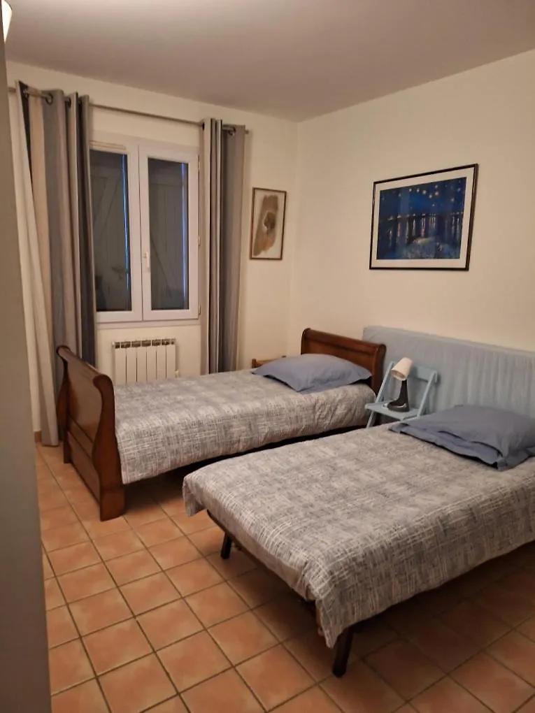 Belle Maison Jardin Piscine Pres Avignon Villeneuve-les-Avignon France