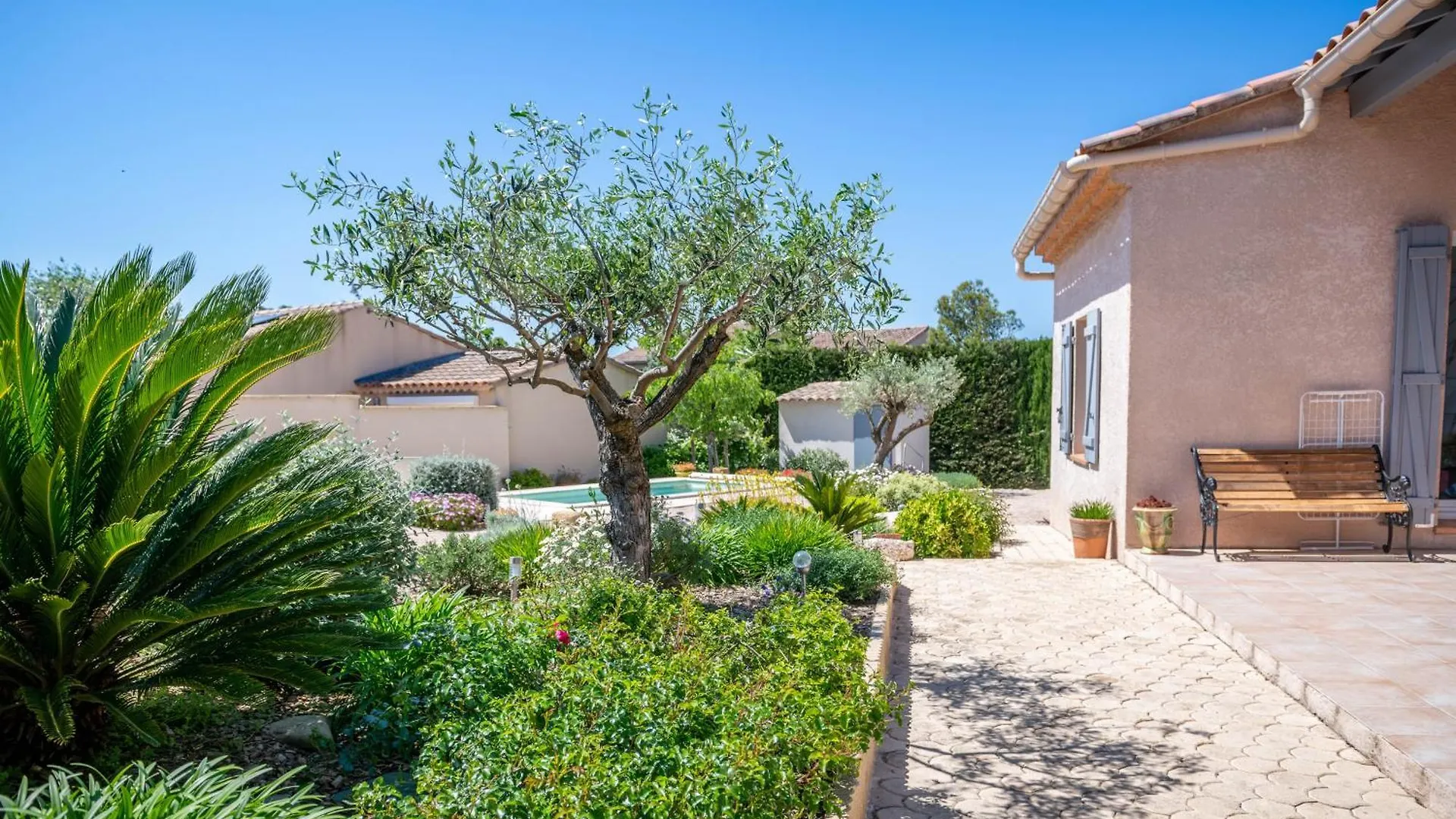 Belle Maison Jardin Piscine Pres Avignon Villeneuve-lès-Avignon
