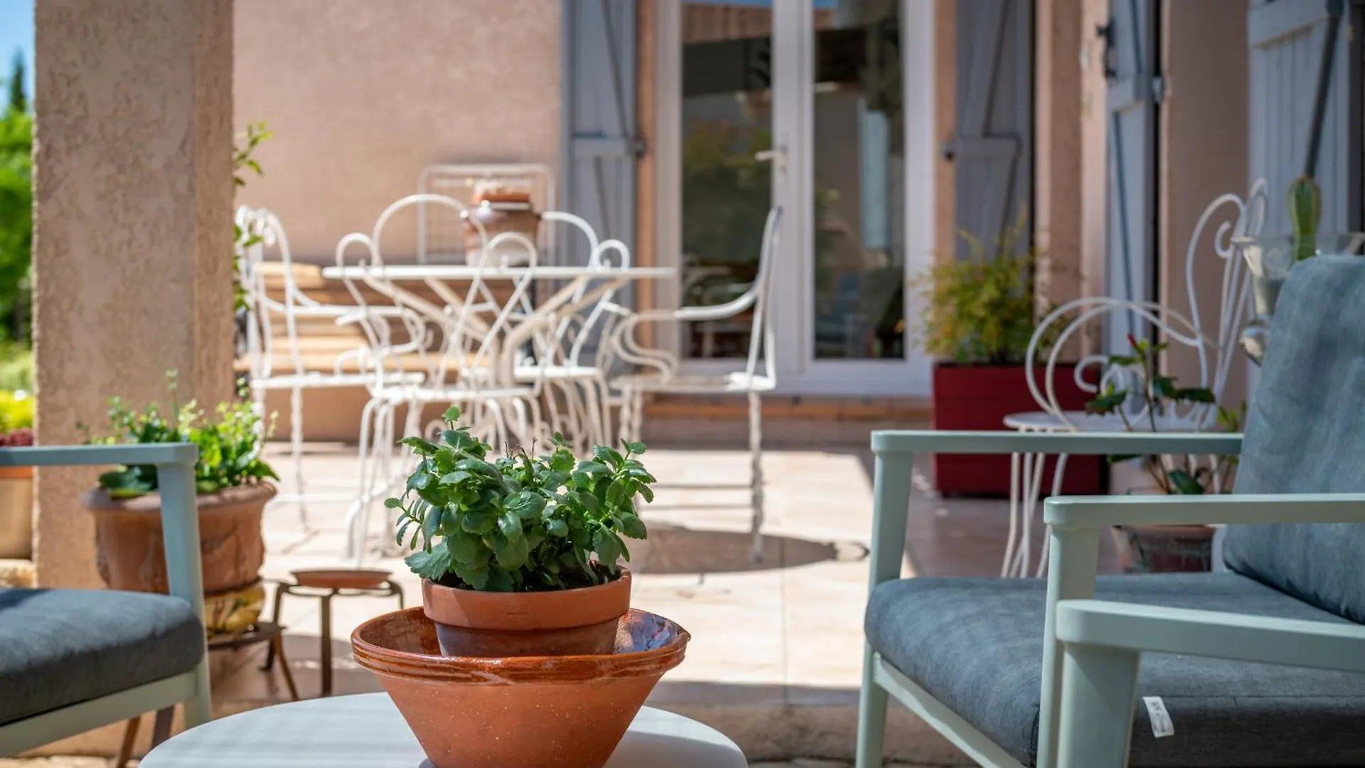 Belle Maison Jardin Piscine Pres Avignon Villeneuve-lès-Avignon